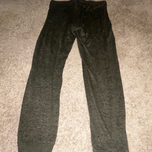 Garage green joggers size medium - Picture 6 of 6